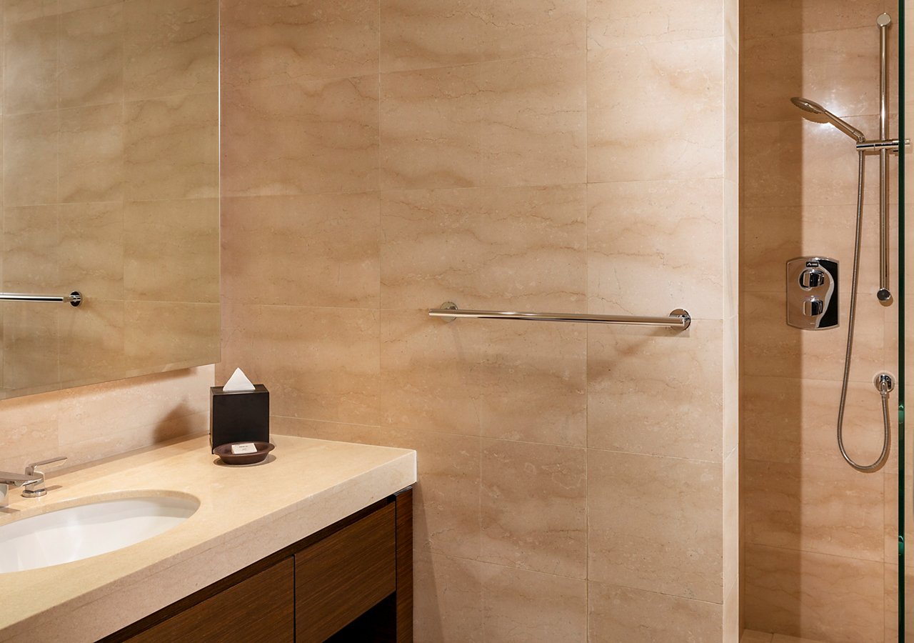 Sewa Fairmont Senayan 2BR Suite Lantai 25 - foto 2